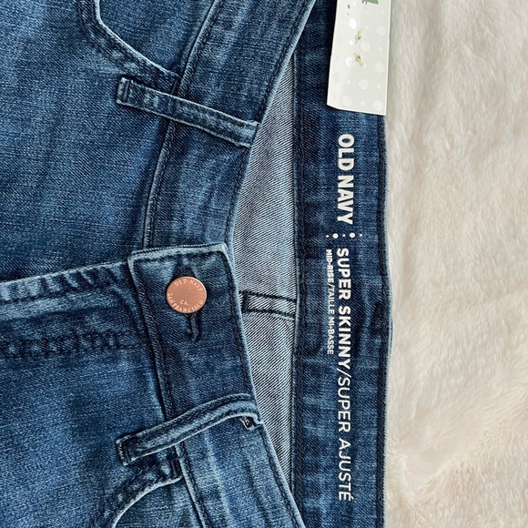 NWT Old Navy Size 4 super skinny jeans - Picture 4 of 5